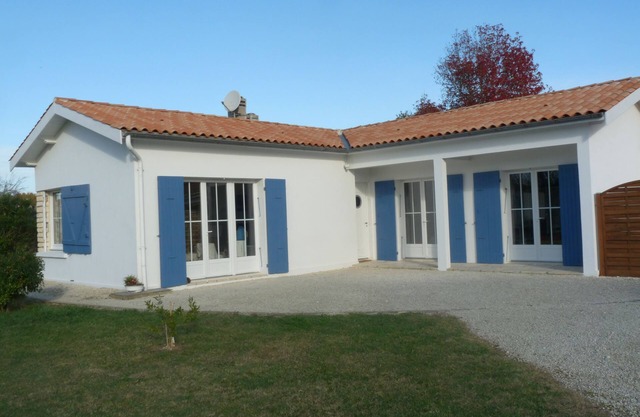 CASA DE VACACIONES EN EL CHATEAU OLERON - EN TERRENO CERRADO DE 1000M2 - 4 A 5 PERS.