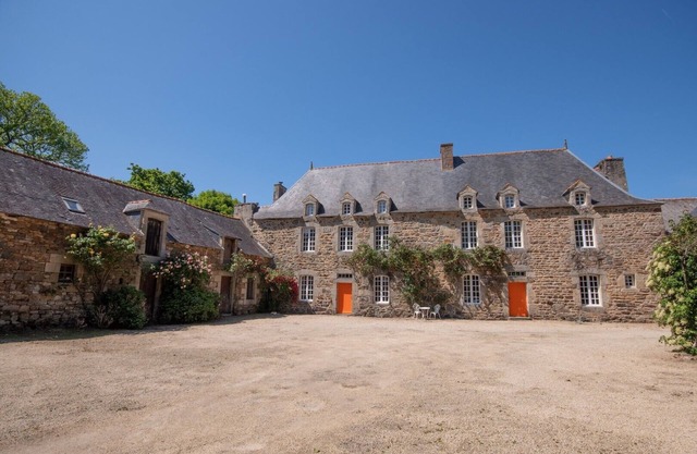 Casa de vacaciones "Manoir Le Cosquer" con terraza privada, jardín privado y Wi-Fi