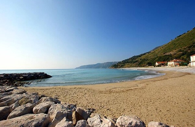 Holiday home for 6 guests with 120m² in Marina di Pisciotta (163224)