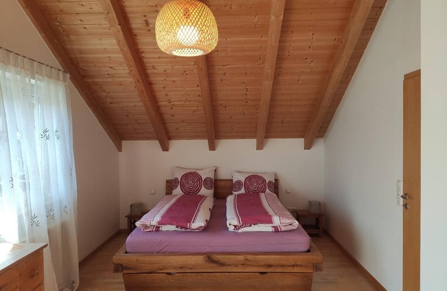 Vacation home (105sqm) with gallery and wooden terrace