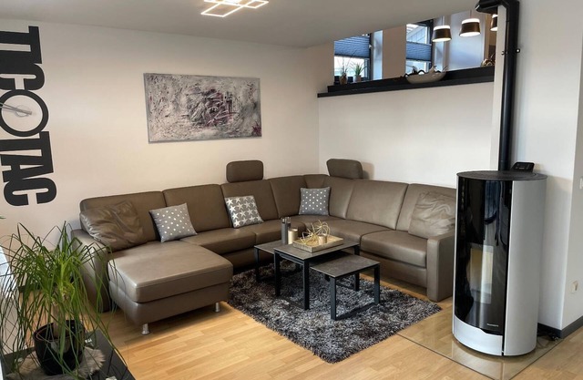 Vacation home (210 sqm) for up to 9 people with small, fenced garden and beautiful covered terrace