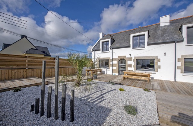 Vacation home a few steps from the beach: A la maison de Goulannou