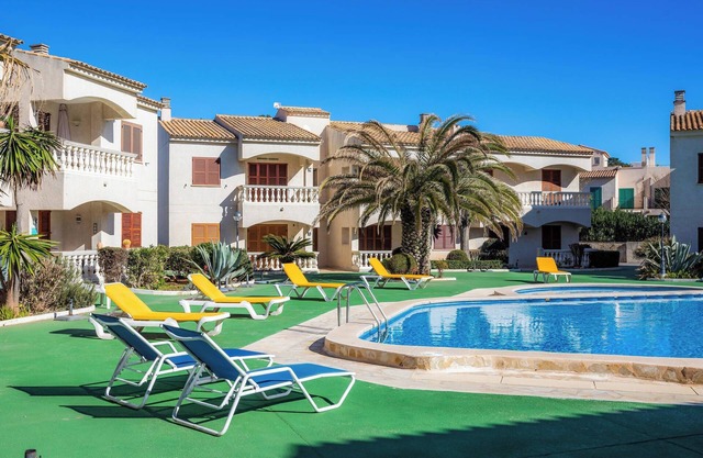 Casa de vacaciones "Can Nogueras" con Wi-Fi, balcón, terraza, piscina compartida y jardín