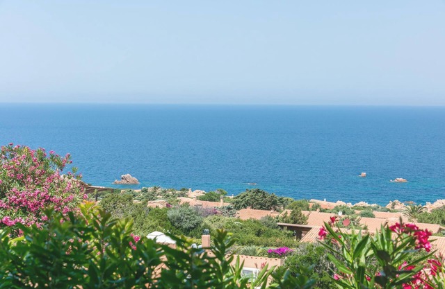 Vacation Home "Casa giardino e spiaggia a piedi" near the Beach with Garden & Terrace