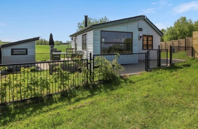 Vacation home "Clarice" - 120m from the sea in Djursland and Mols in Allingåbro - 4 persons, 1 bedrooms