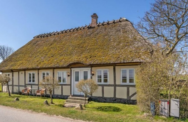Vacation home "Eve" - 2.4km from the sea in Funen in Humble - 4 persons, 2 bedrooms