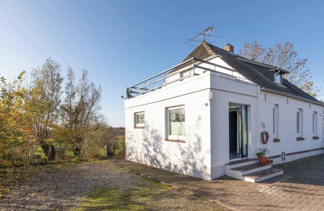 Vacation home Herrendeich on Nordstrand for up to 4 people