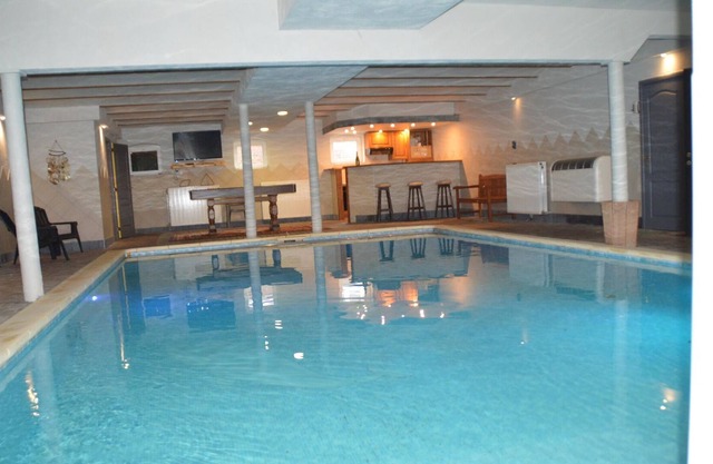 Casa de vacaciones en Verviers con piscina privada cubierta