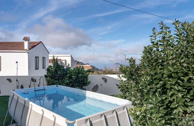 Casa de vacaciones 'La Casa De Teror' con vistas al mar, piscina privada y Wi-Fi