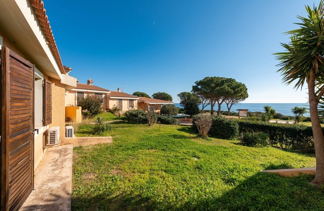 Casa de vacaciones "Le Gemelle Al 212" con vistas al mar, jardín privado y aire acondicionado