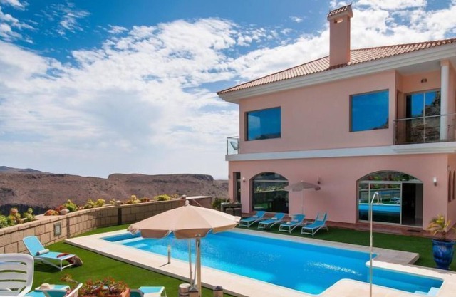 Casa de vacaciones Majestic Villa Monte Leon for 6 + 6 en Maspalomas - 6 personas, 3 dormitorios
