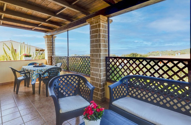 Casa de vacaciones "Margherita" con vistas al mar, terraza privada y aire acondicionado