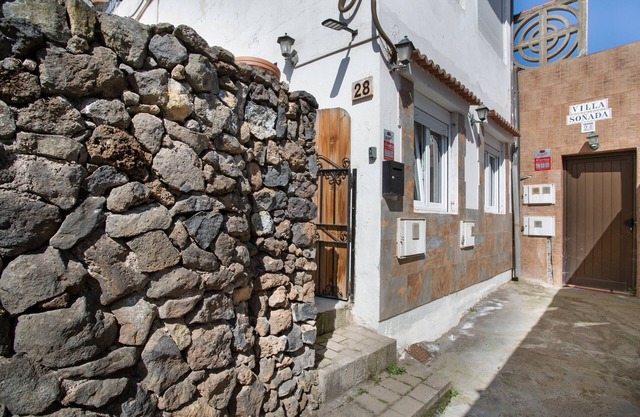 Casa de vacaciones 'Casa Acogedora' con terraza privada y Wi-Fi