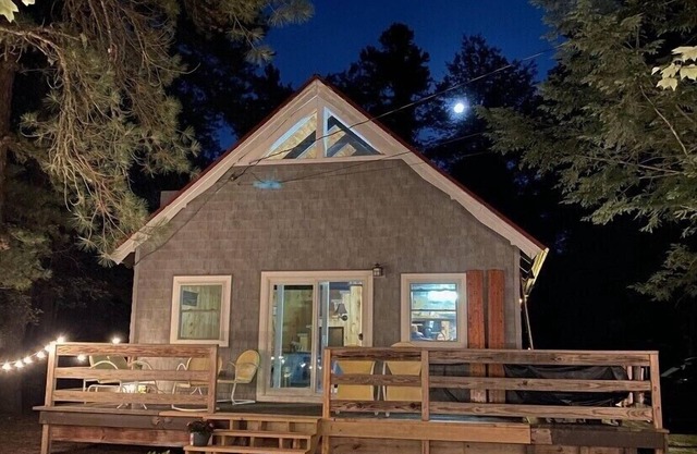 Vacation home near golf, skiing, shopping, & Private Beach Club at Lake Ossipee