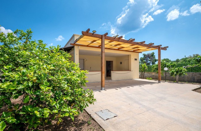 Casa de vacaciones "Villa Minetta" con piscina privada, terraza cubierta, jardín y Wi-Fi