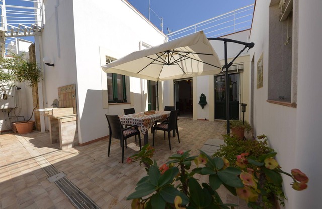 Casa vacacional con piscina privada en Floridia