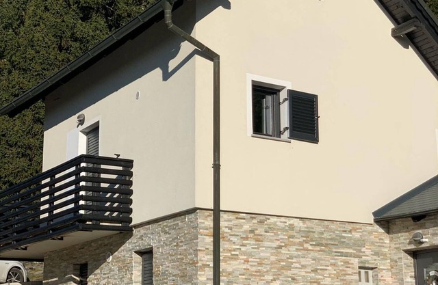 Casa de vacaciones para 8-10 personas, con jacuzzi y jacuzzi.