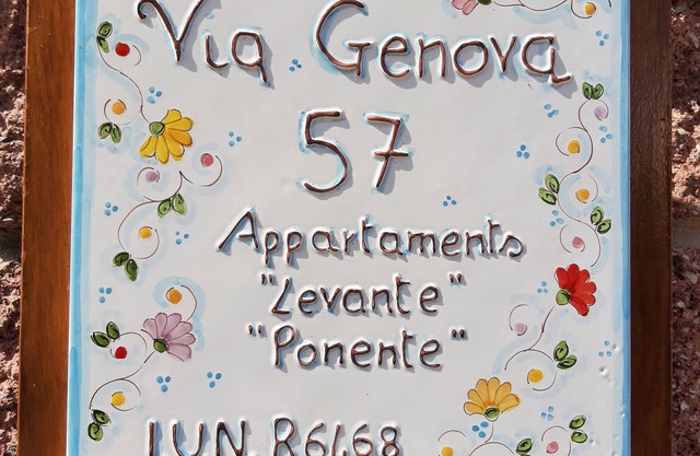 Vacation House "LEVANTE" - Central - 2 steps from the sea and the historic center.