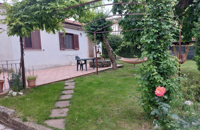 Vacation house with garden in the town of Sezze (LT) - ITALY -