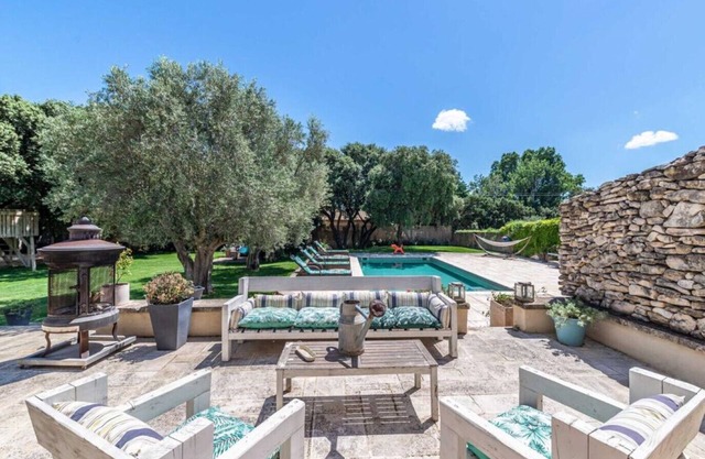 Vacation rental house with pool AUREILLE LS1-417