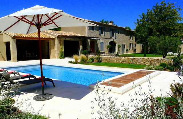 Propiedad de prestigio en los Alpilles con piscina climatizada - 8 personas
