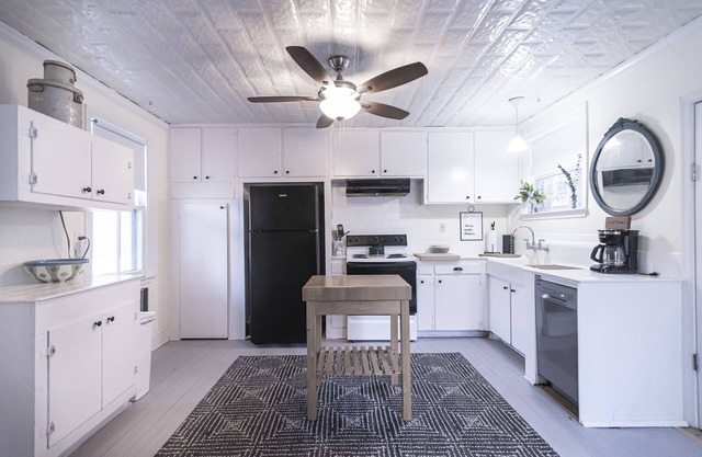 Vacation Rental: Riley House