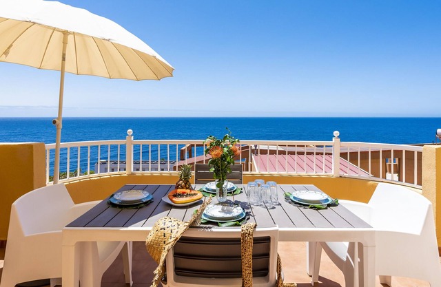 Alquiler de vacaciones "Triplex junto" En la playa y con piscina compartida