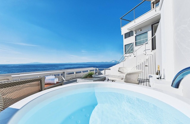 Vacation Rental with a large terrace jacuzzi / Yokosuka Kanagawa