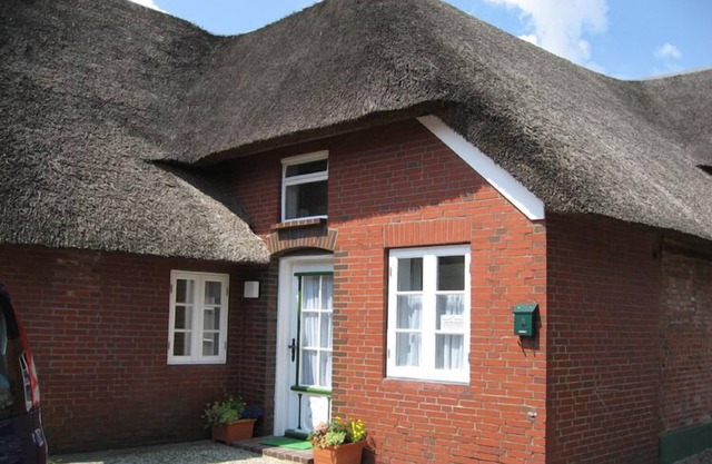 Vacations in an old Frisian house in the old town center of Oldsum