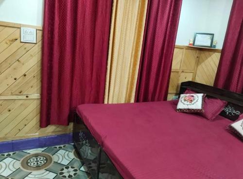 Vaishnavi Homestay Yamunotri