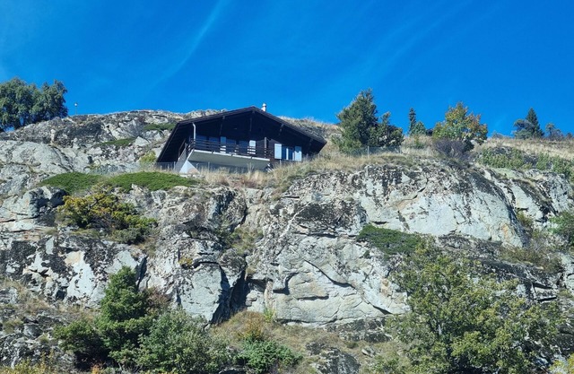 Valais, chalet 1500m south facing, nature, peace, panoramic view, comfort, sport