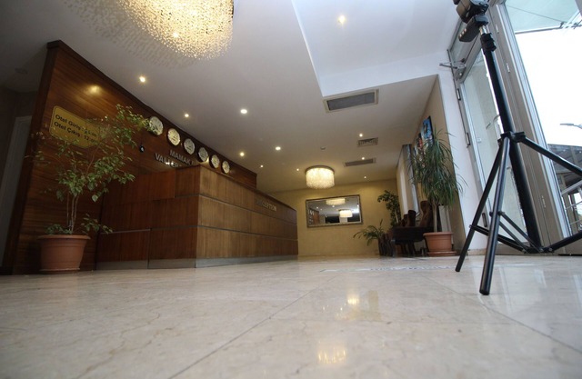 Vali Erdogan Konuk Evi Hitit Otel
