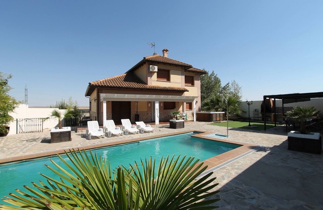 Casa Jardín del Valle