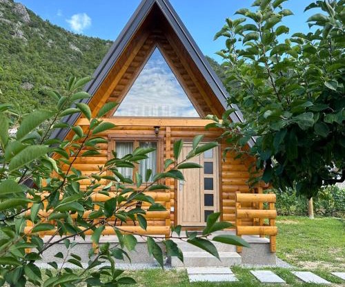 Valley Nest