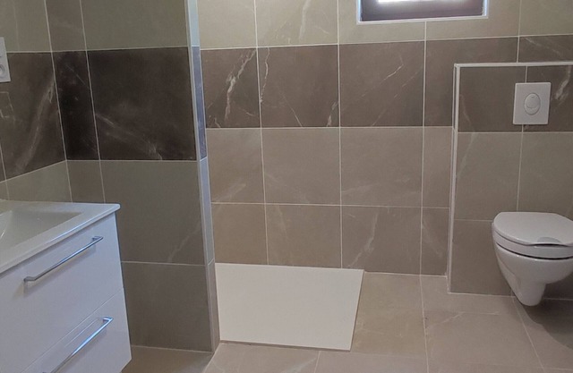 Valros: Apartamento 3 dormitorios, cerca de Pézenas, ideal para 8 personas