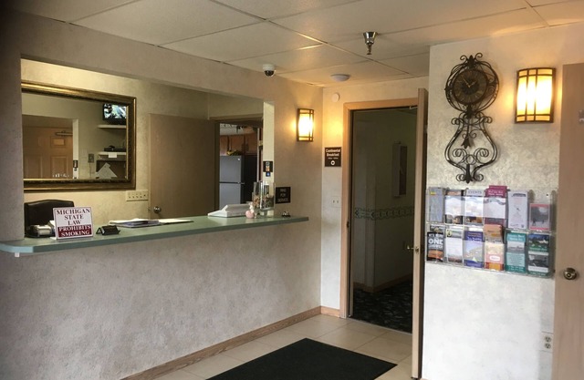 Value Host Motor Inn