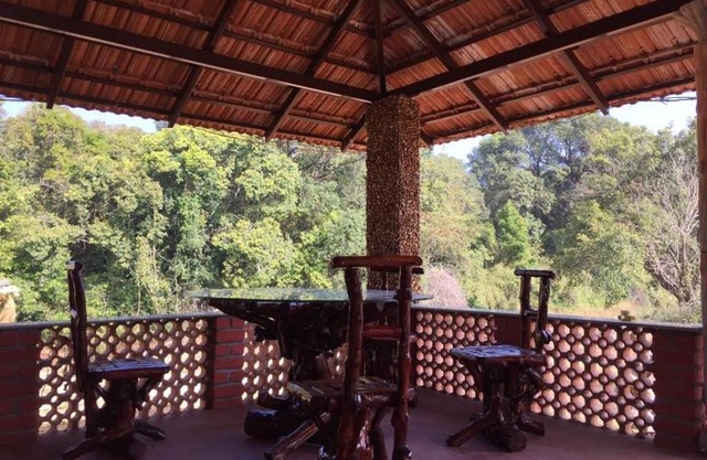 Vamoose Stream Edge Homestay