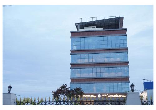 Vanathara INN