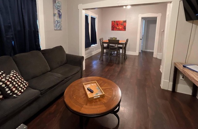 Vance 2 Classy One Bedroom