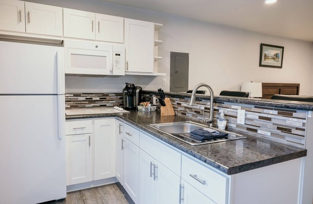 Vance Towers Studio Rental in Downtown Sitka