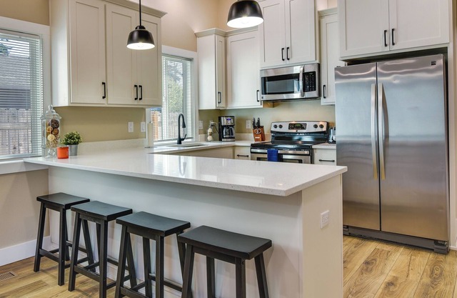 Vancouver Vacation Rental ~ 8 Mi to Columbia River