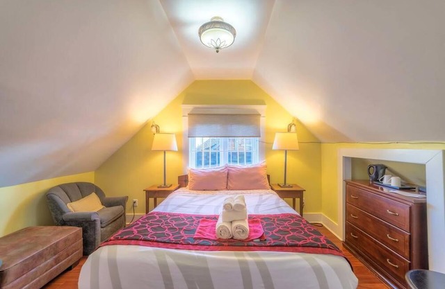 Vancouver west guesthouse