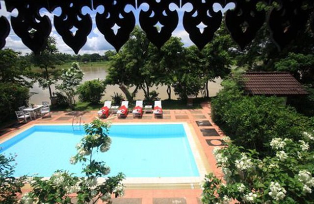 Vansana NamNgum Hotel
