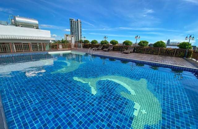 Vareena Palace Hotel