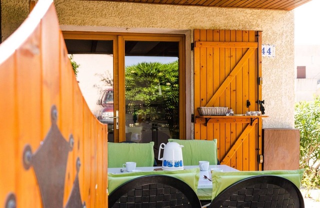 VC 44 : Studio 4 people in Narbonne-Plage with common pool