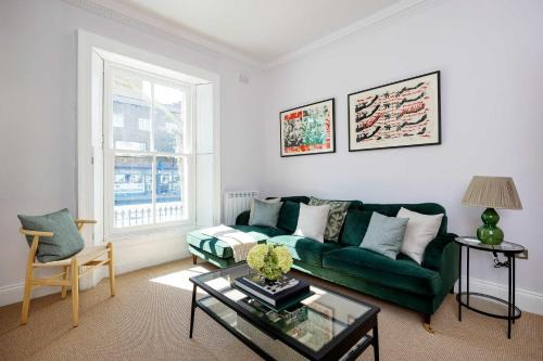 Veeve - Cosy Chic in Chelsea