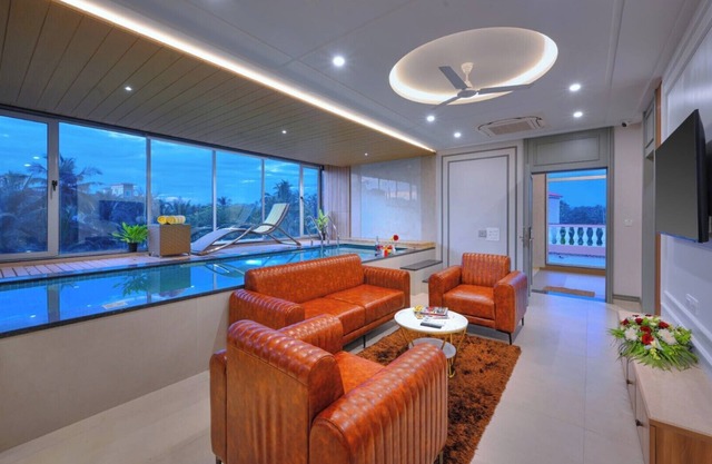Vega Suites with Private Indoor Pool