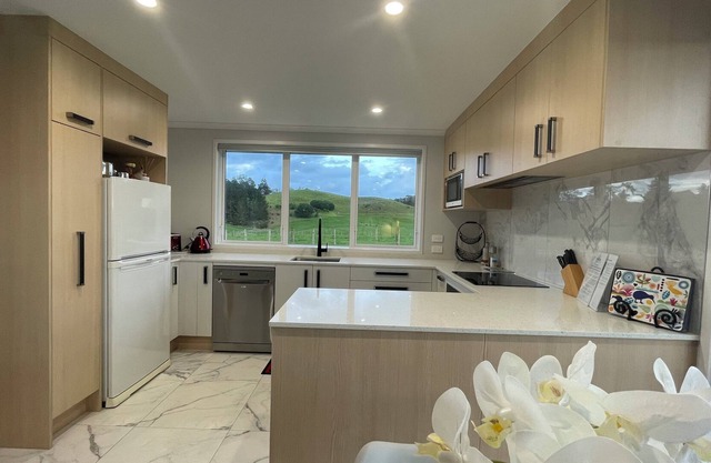 Veld View Bed & Breakfast - Luxury accommodation with stunning rural views.