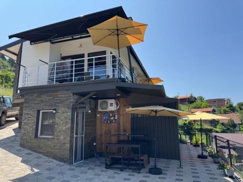 Velestovo Panorama House