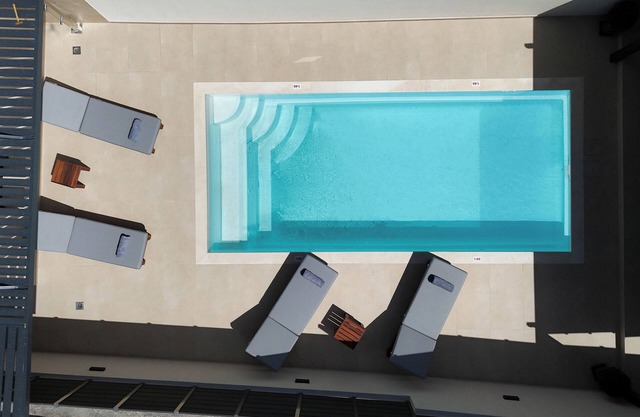 Veneto Luxury Residence with pool in Venerato, Crete